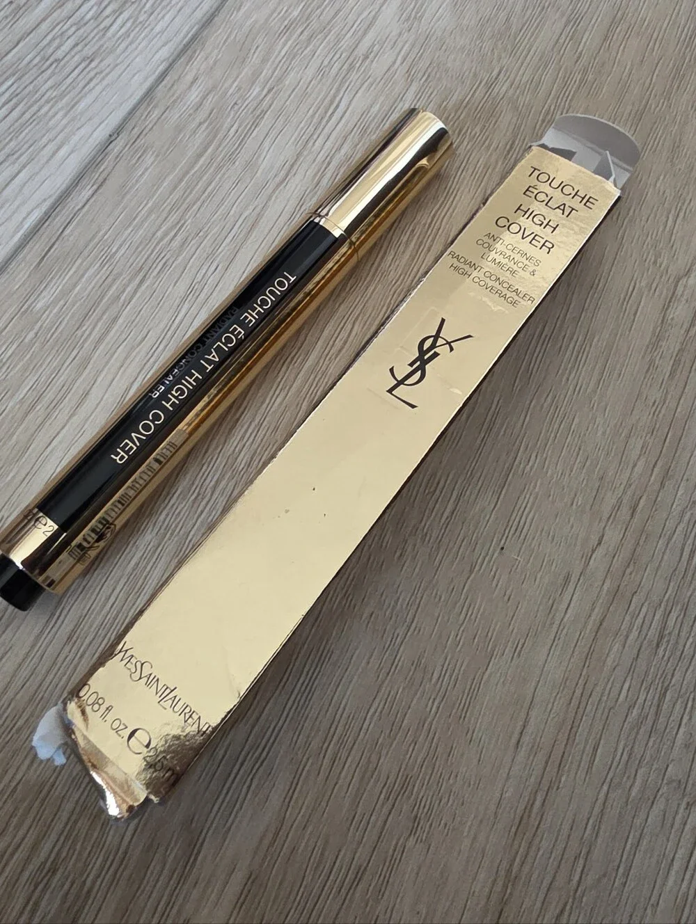 Yves Saint Laurent Touche Eclat High Cover Radiant Concealer Shade 0.5 VANILLA